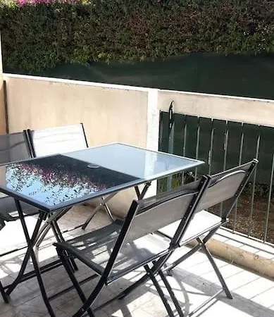 Neuf A 5 Min Plages Et Gare